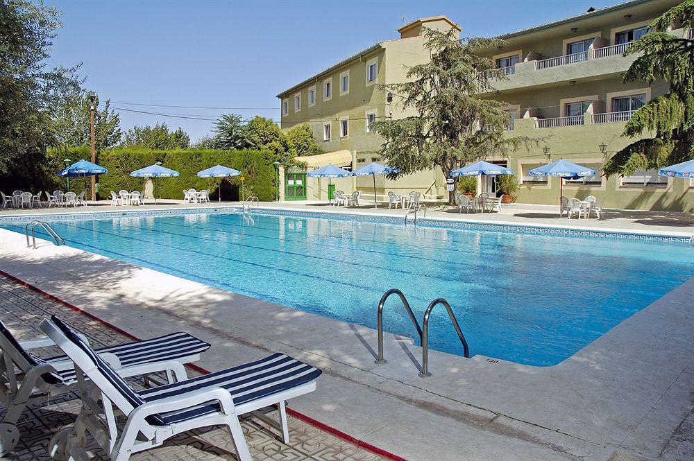 San Gabriel Hotel Granada Facilities photo